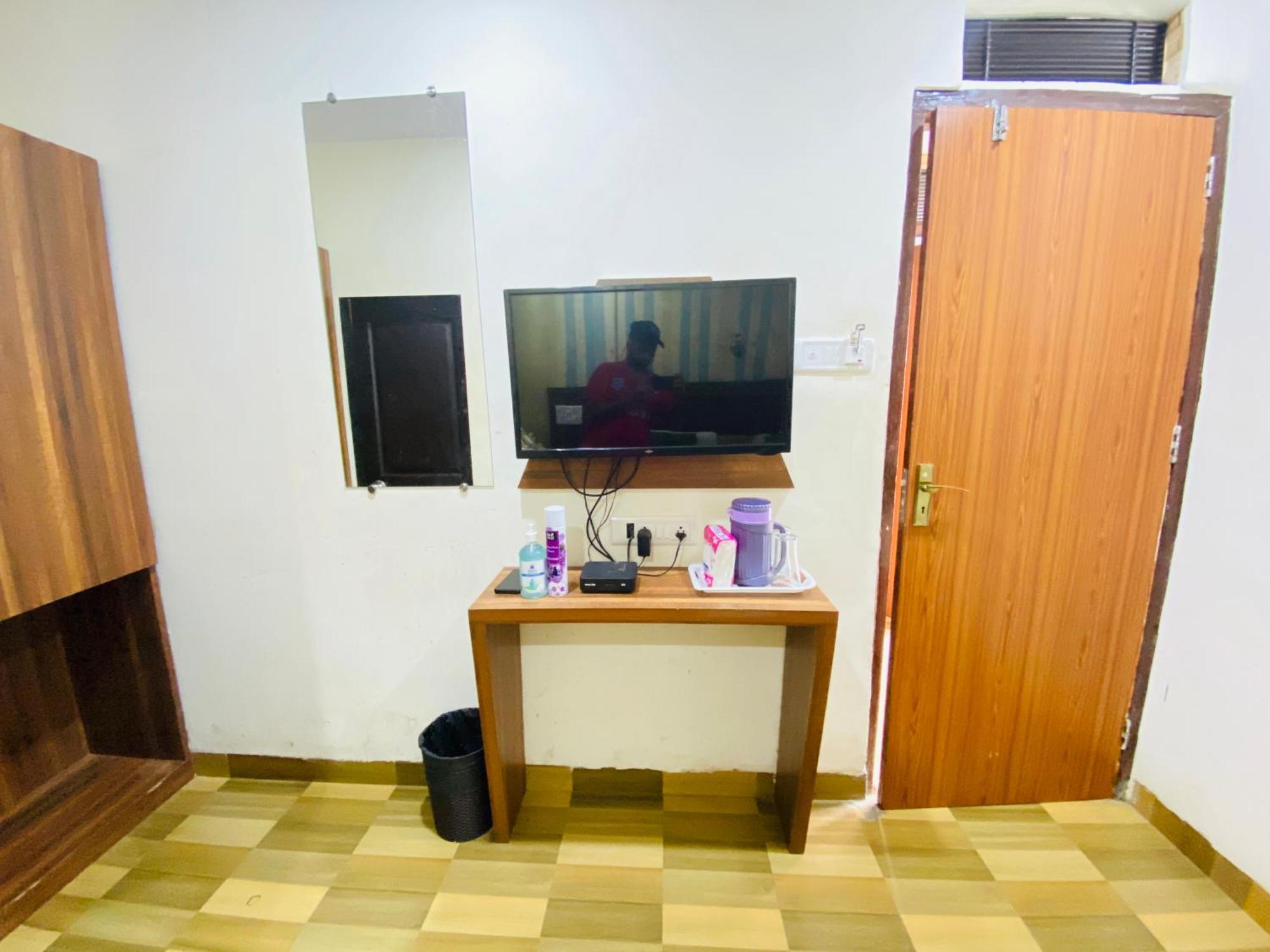 Airport Inn Residency - Mumbai — Photos 1